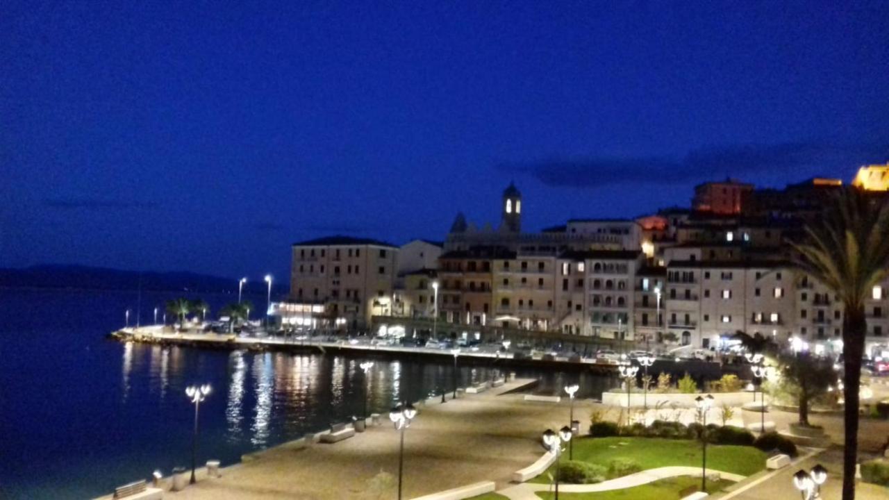 Ampio Monolocale Con Balcone Fronte Mare Villa Porto Santo Stefano  Exteriör bild